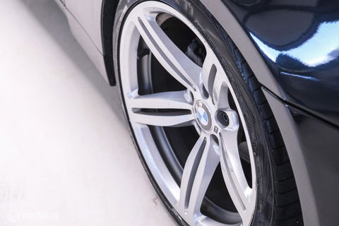 BMW 5 Serie 525i Executive | 1e eig | OEM M6 wielen | Schuifdak | Trekhaak | A-Z onderhouden | Xenon |