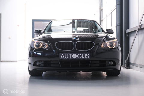 BMW 5 Serie 525i Executive | 1e eig | OEM M6 wielen | Schuifdak | Trekhaak | A-Z onderhouden | Xenon |