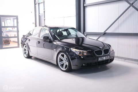 BMW 5 Serie 525i Executive | 1e eig | OEM M6 wielen | Schuifdak | Trekhaak | A-Z onderhouden | Xenon |