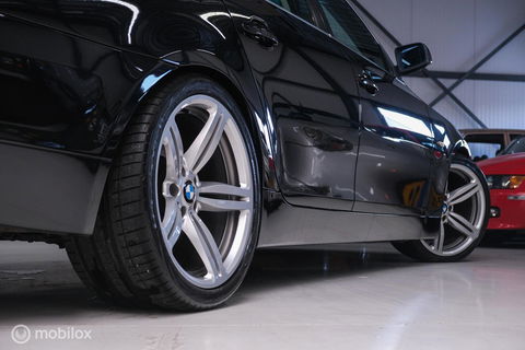 BMW 5 Serie 525i Executive | 1e eig | OEM M6 wielen | Schuifdak | Trekhaak | A-Z onderhouden | Xenon |