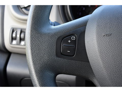 Renault Trafic 1.6 dCi T29 L2H1 Comfort Cruise, Sensoren, Multimedia, 120pk, NAVI, Trekhaak, Uniek!