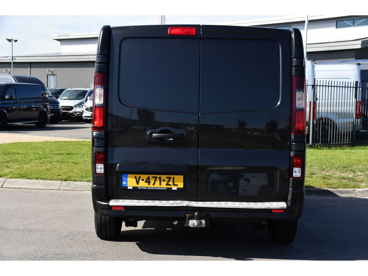 Renault Trafic 1.6 dCi T29 L2H1 Comfort Cruise, Sensoren, Multimedia, 120pk, NAVI, Trekhaak, Uniek!
