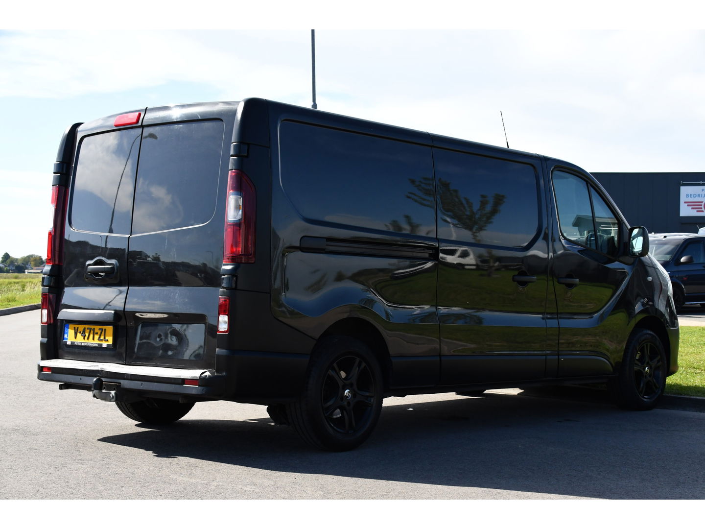 Renault Trafic 1.6 dCi T29 L2H1 Comfort Cruise, Sensoren, Multimedia, 120pk, NAVI, Trekhaak, Uniek!