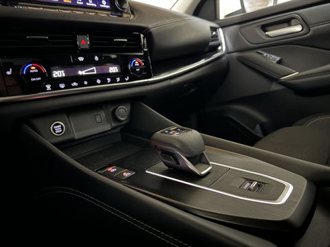 Nissan QASHQAI 1.3 MHEV N-Connecta Pano 360° CarPlay ACC Trekh.