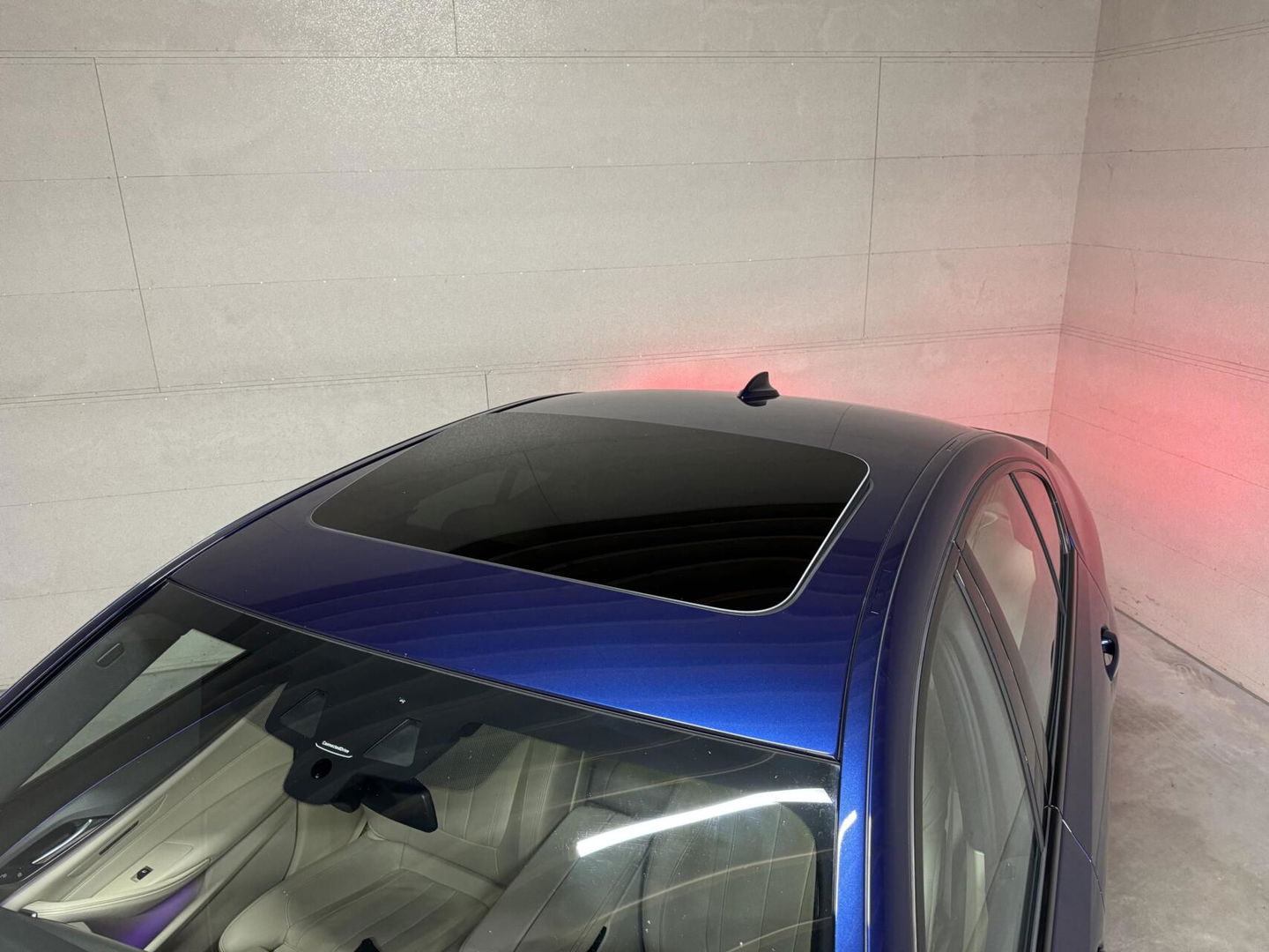 BMW 5 Serie 530d M-Sport Individual Pano HUD 360° Sfeer NAP