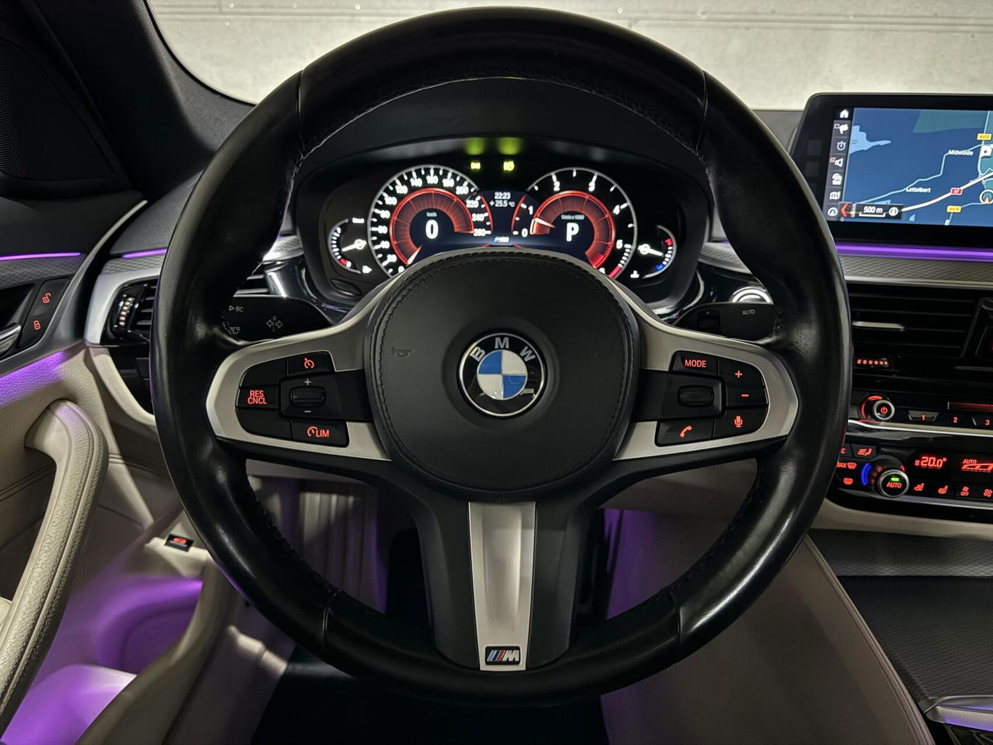 BMW 5 Serie 530d M-Sport Individual Pano HUD 360° Sfeer NAP