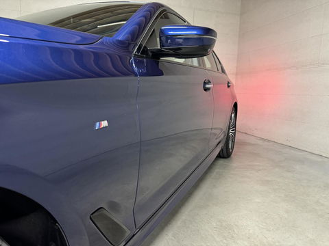 BMW 5 Serie 530d M-Sport Individual Pano HUD 360° Sfeer NAP