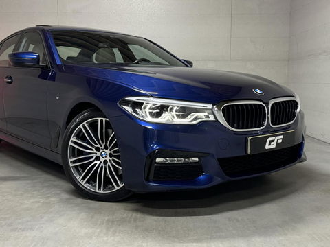 BMW 5 Serie 530d M-Sport Individual Pano HUD 360° Sfeer NAP