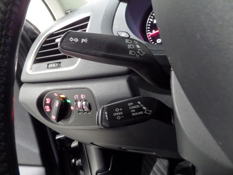 Audi Q3 2.0 TFSI Quattro Pro Line "Origineel NL!" Trekhaak Navigatie Bluetooth, van 2e eigenaar & volledig Dealer Onderhouden!