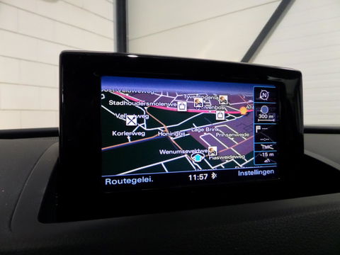 Audi Q3 2.0 TFSI Quattro Pro Line "Origineel NL!" Trekhaak Navigatie Bluetooth, van 2e eigenaar & volledig Dealer Onderhouden!