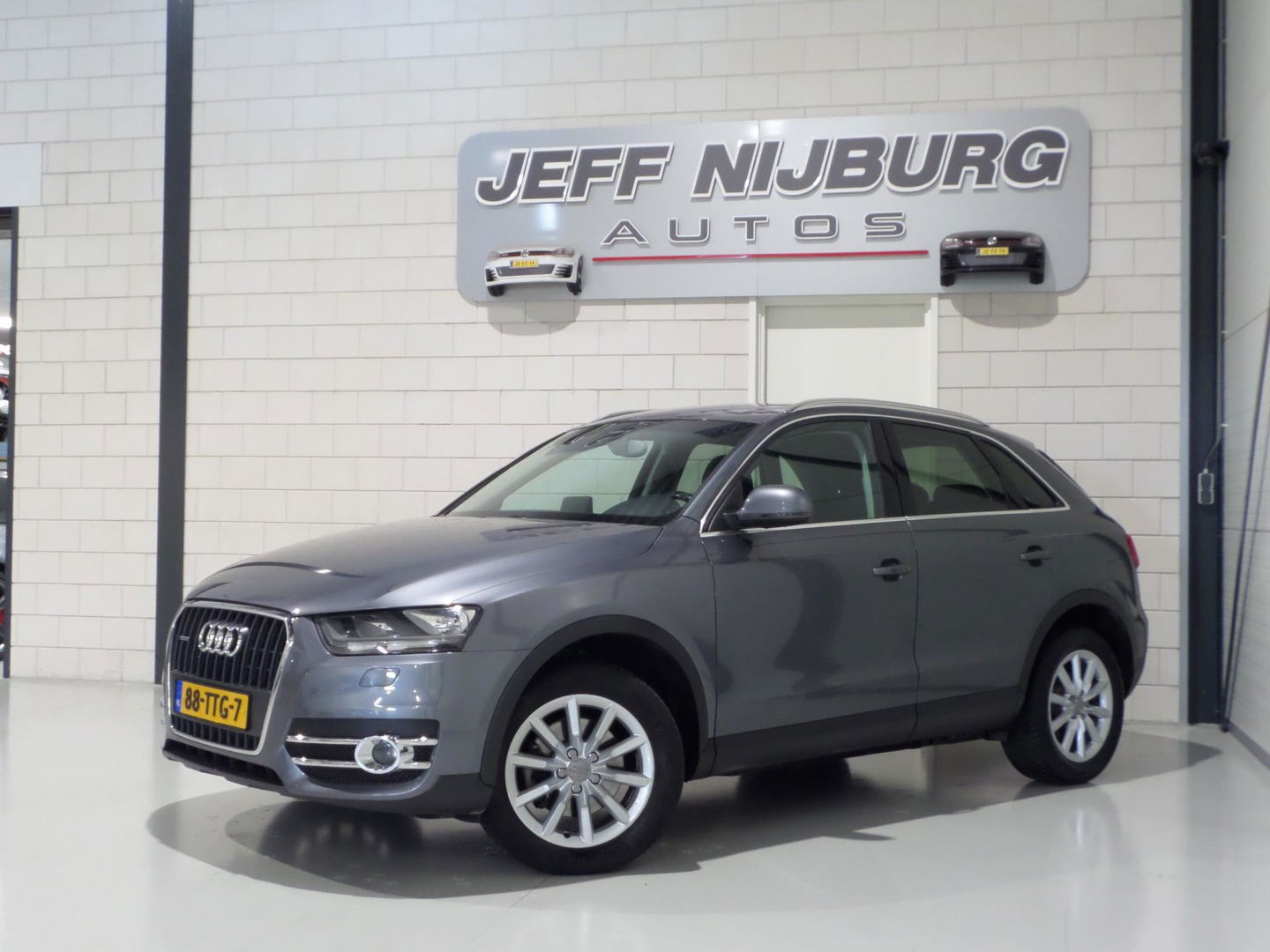 Audi Q3 2.0 TFSI Quattro Pro Line "Origineel NL!" Trekhaak Navigatie Bluetooth, van 2e eigenaar & volledig Dealer Onderhouden!