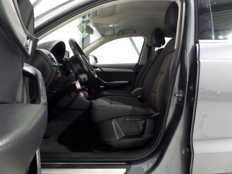 Audi Q3 2.0 TFSI Quattro Pro Line "Origineel NL!" Trekhaak Navigatie Bluetooth, van 2e eigenaar & volledig Dealer Onderhouden!