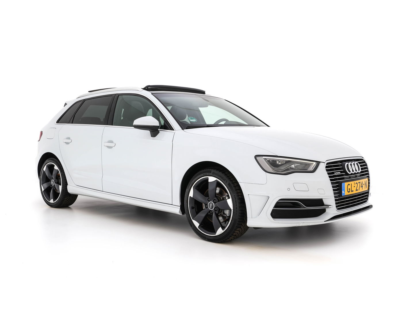 Audi A3 Sportback 1.4 e-tron PHEV Ambition Pro Line plus Aut. *PANO | LEATHER-ALCANTARA | BANG&OLUFSEN-AUDIO | FULL-LED | KEYLESS | NAVI-FULLMAP | SPORT-SEATS | ECC | PRIVACY-GLASS | PDC | SHIFT-PADDLES |  CRUISE | 18''ALU*