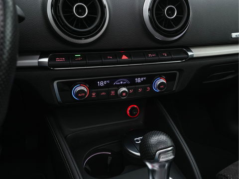 Audi A3 Sportback 1.4 e-tron PHEV Ambition Pro Line plus Aut. *PANO | LEATHER-ALCANTARA | BANG&OLUFSEN-AUDIO | FULL-LED | KEYLESS | NAVI-FULLMAP | SPORT-SEATS | ECC | PRIVACY-GLASS | PDC | SHIFT-PADDLES |  CRUISE | 18''ALU*