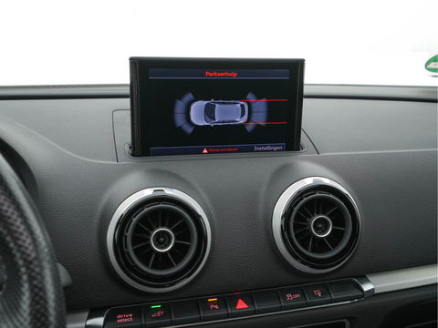 Audi A3 Sportback 1.4 e-tron PHEV Ambition Pro Line plus Aut. *PANO | LEATHER-ALCANTARA | BANG&OLUFSEN-AUDIO | FULL-LED | KEYLESS | NAVI-FULLMAP | SPORT-SEATS | ECC | PRIVACY-GLASS | PDC | SHIFT-PADDLES |  CRUISE | 18''ALU*