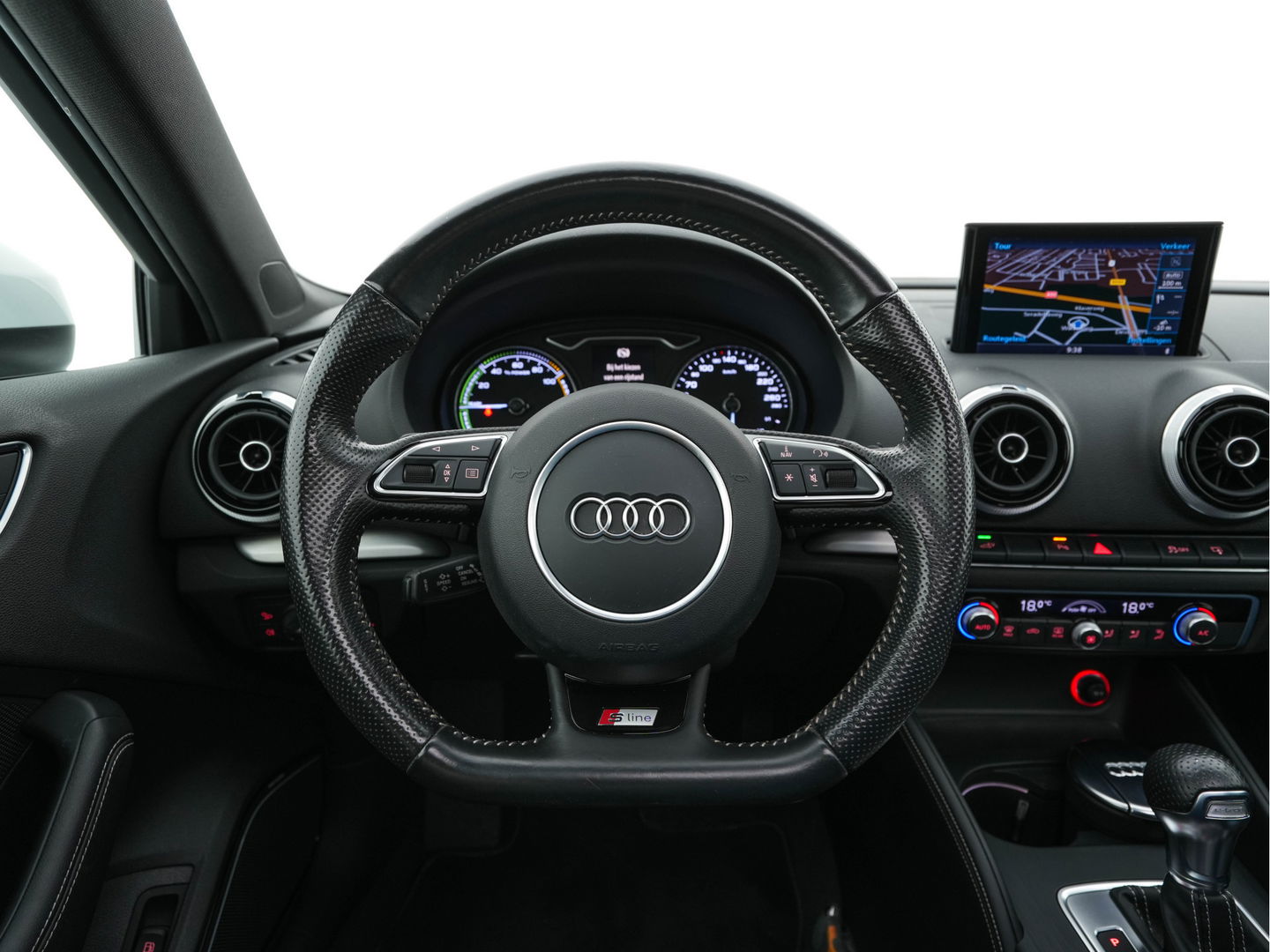 Audi A3 Sportback 1.4 e-tron PHEV Ambition Pro Line plus Aut. *PANO | LEATHER-ALCANTARA | BANG&OLUFSEN-AUDIO | FULL-LED | KEYLESS | NAVI-FULLMAP | SPORT-SEATS | ECC | PRIVACY-GLASS | PDC | SHIFT-PADDLES | CRUISE | 18''ALU*