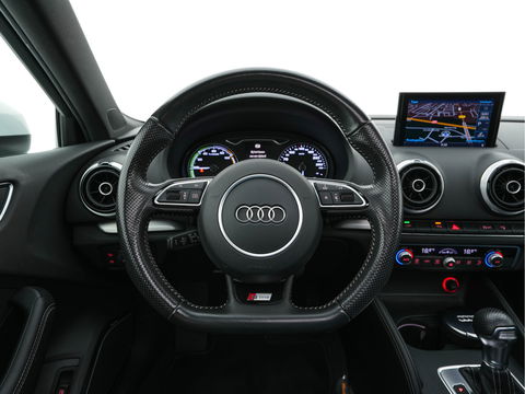 Audi A3 Sportback 1.4 e-tron PHEV Ambition Pro Line plus Aut. *PANO | LEATHER-ALCANTARA | BANG&OLUFSEN-AUDIO | FULL-LED | KEYLESS | NAVI-FULLMAP | SPORT-SEATS | ECC | PRIVACY-GLASS | PDC | SHIFT-PADDLES |  CRUISE | 18''ALU*