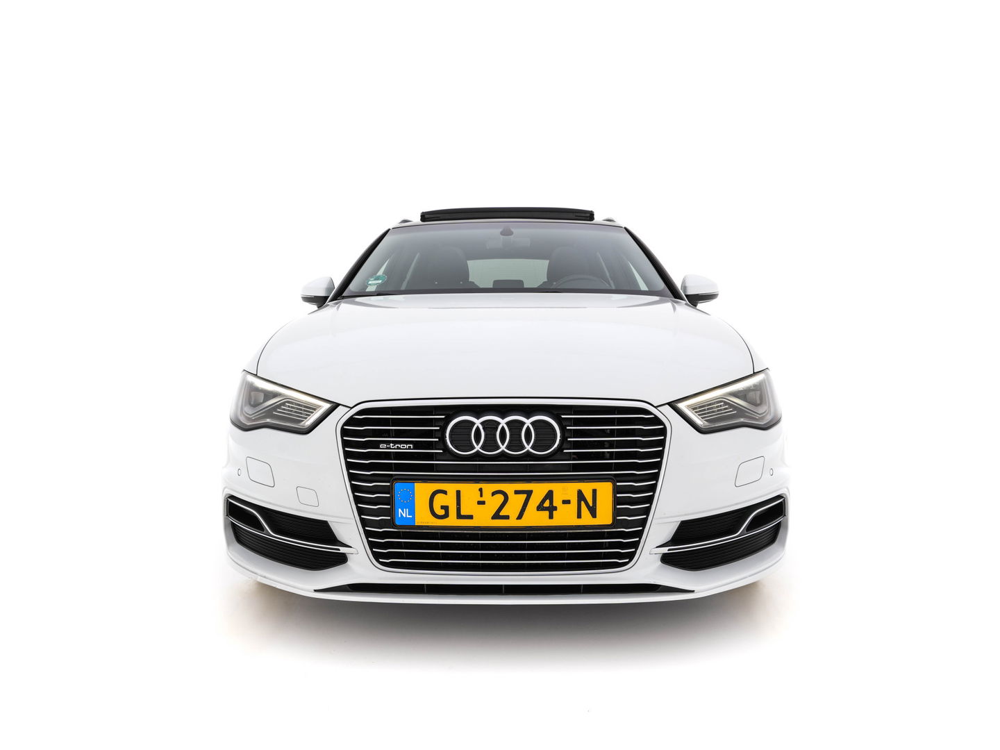 Audi A3 Sportback 1.4 e-tron PHEV Ambition Pro Line plus Aut. *PANO | LEATHER-ALCANTARA | BANG&OLUFSEN-AUDIO | FULL-LED | KEYLESS | NAVI-FULLMAP | SPORT-SEATS | ECC | PRIVACY-GLASS | PDC | SHIFT-PADDLES | CRUISE | 18''ALU*