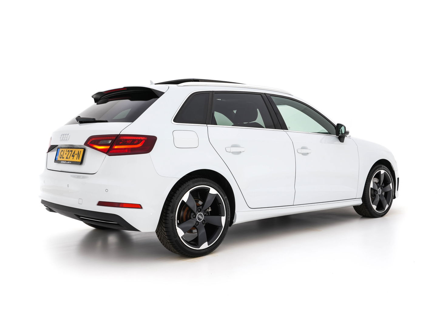 Audi A3 Sportback 1.4 e-tron PHEV Ambition Pro Line plus Aut. *PANO | LEATHER-ALCANTARA | BANG&OLUFSEN-AUDIO | FULL-LED | KEYLESS | NAVI-FULLMAP | SPORT-SEATS | ECC | PRIVACY-GLASS | PDC | SHIFT-PADDLES | CRUISE | 18''ALU*
