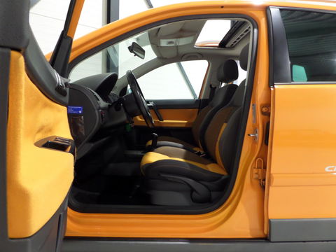 Volkswagen Polo 1.4-16V Cross "Origineel NL!" 1e eigenaar! Schuifdak Airco Cruise-control Climatronic, in uniek mooie staat !