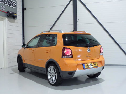 Volkswagen Polo 1.4-16V Cross "Origineel NL!" 1e eigenaar! Schuifdak Airco Cruise-control Climatronic, in uniek mooie staat !