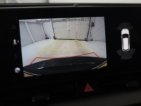 Kia Sportage 1.6 T-GDi Plug-in Hybrid AWD DynamicLine | Adaptive cruise | Camera | Carplay | Navigatie | Full LED | Parkeerhulp | Digital Cockpit | PHEV | Plug In