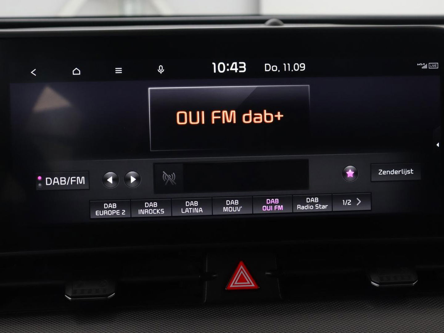 Kia Sportage 1.6 T-GDi Plug-in Hybrid AWD DynamicLine | Adaptive cruise | Camera | Carplay | Navigatie | Full LED | Parkeerhulp | Digital Cockpit | PHEV | Plug In