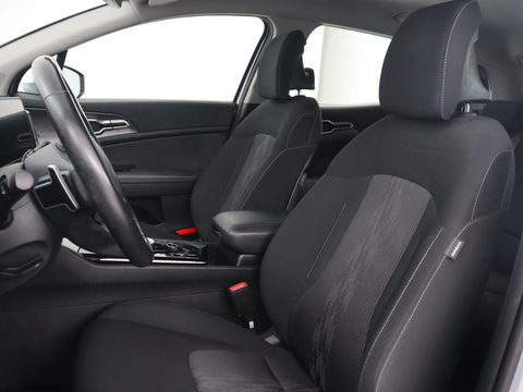 Kia Sportage 1.6 T-GDi Plug-in Hybrid AWD DynamicLine | Adaptive cruise | Camera | Carplay | Navigatie | Full LED | Parkeerhulp | Digital Cockpit | PHEV | Plug In
