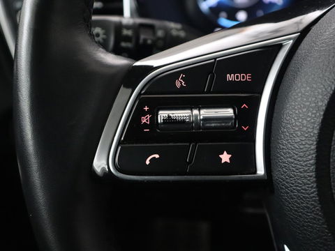 Kia Ceed Sportswagon 1.6 GDI PHEV ExecutiveLine | Automaat | Camera | Cruise control | Climate control | LMV 17 inch | LED | Stuurverwarming | Stoelverwarming | Lane assist | Navigatie