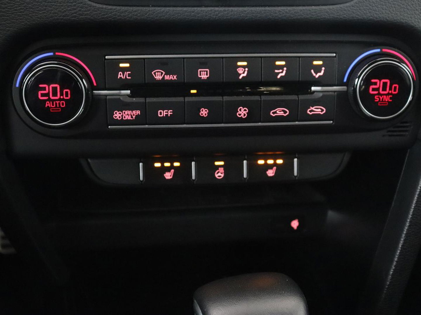 Kia Ceed Sportswagon 1.6 GDI PHEV ExecutiveLine | Automaat | Camera | Cruise control | Climate control | LMV 17 inch | LED | Stuurverwarming | Stoelverwarming | Lane assist | Navigatie