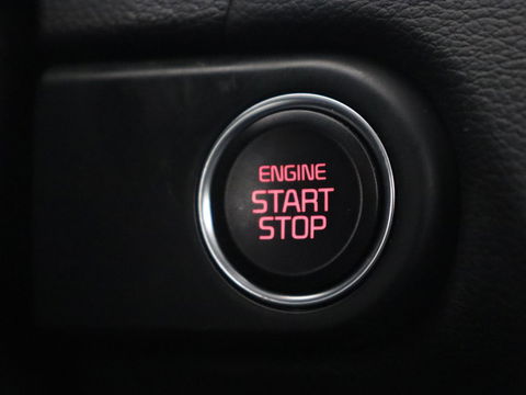 Kia Ceed Sportswagon 1.6 GDI PHEV ExecutiveLine | Automaat | Camera | Cruise control | Climate control | LMV 17 inch | LED | Stuurverwarming | Stoelverwarming | Lane assist | Navigatie