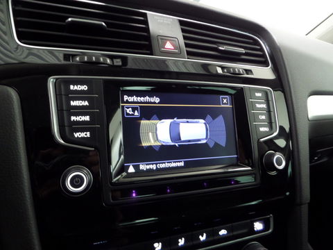 Volkswagen Golf 1.2 TSI Highline CUP Edition "Origineel NL!" Navigatie Bluetooth Parkeersens, van 2e eigenaar in uniek mooie staat