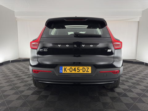 Volvo XC40 Recharge P8 AWD R-Design [ 3-Fase ] { SOH-89%} (INCL-BTW) *PANO | LEATHER-ALCANTARA | DIGI-COCKPIT | FULL-LED | PREMIUM-AUDIO | CARPLAY | KEYLESS | NAVI-FULLMAP | ECC | PDC | HEATED-SPORTSEATS | BLIS | PRIVACY-GLASS | 19''ALU*