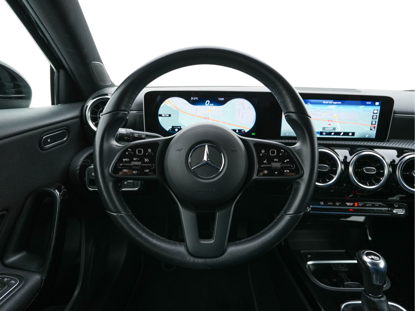 Mercedes-Benz A-Klasse 160 Business Solution (INCL-BTW) *LEATHER- FABRIC | FULL-LED | WIDE-SCREEN-COCKPIT | CAMERA | NAVI-FULLMAP | HEATED-COMFORTSEATS | ECC | PRIVACY-GLASS | PDC | KEYLESS | CRUISE | CARBON-INLAY | 16''ALU*