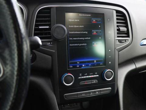 Renault Mégane Estate 1.2 TCe GT-Line 130 | Panodak | Nieuwe DB ketting