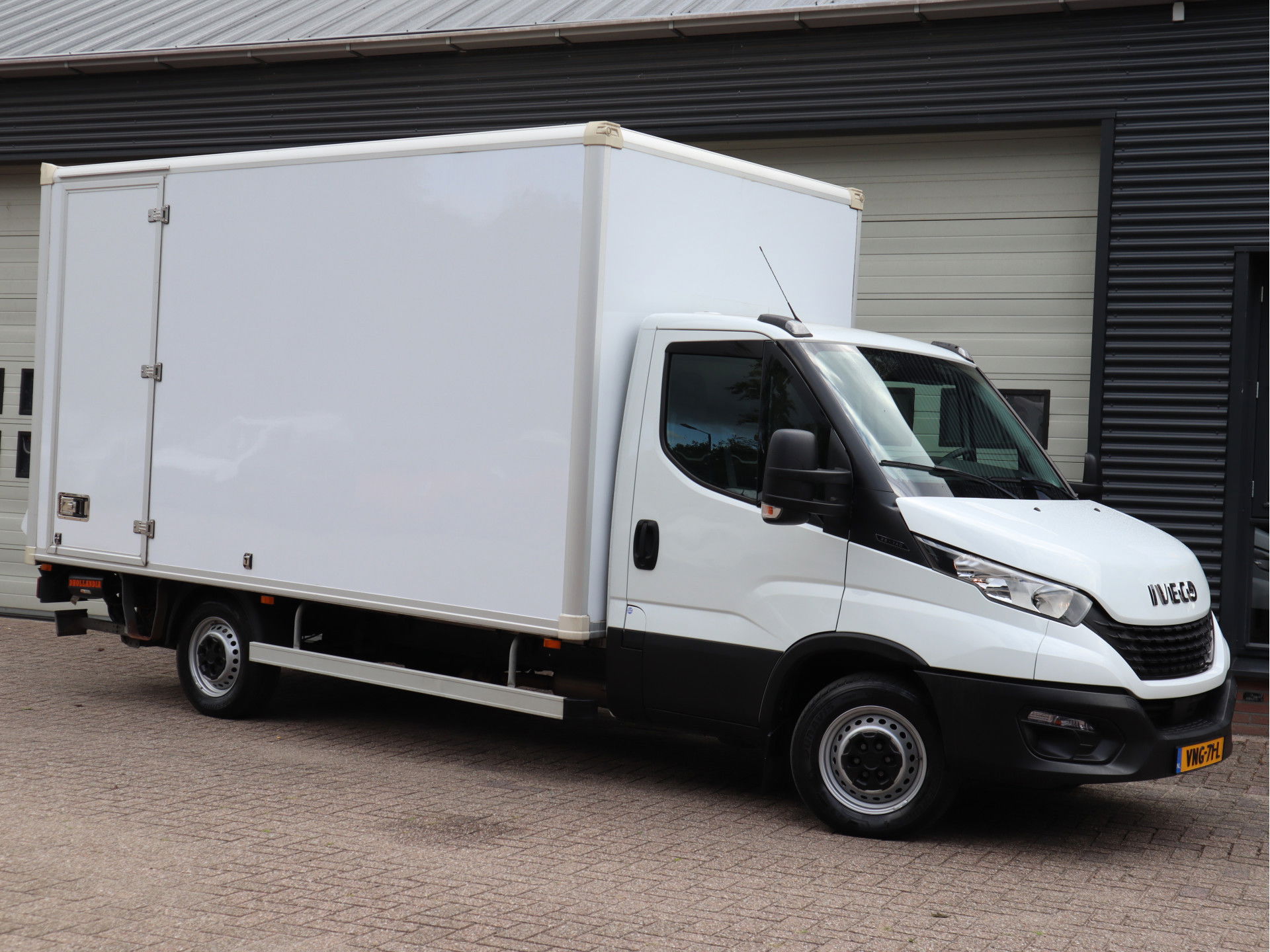 Iveco Daily 35S14V 2 136pk Euro 6 Bakwagen - Dhollandia - Airco - Camera