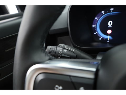 Volvo C40 Recharge Twin Intro Edition 78 kWh | Pano | 360 Camera | H&K Audio |