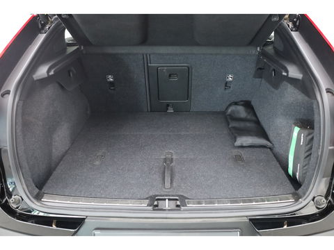 Volvo C40 Recharge Twin Intro Edition 78 kWh | Pano | 360 Camera | H&K Audio |