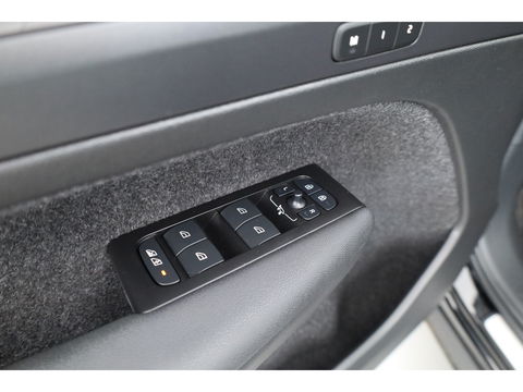Volvo C40 Recharge Twin Intro Edition 78 kWh | Pano | 360 Camera | H&K Audio |