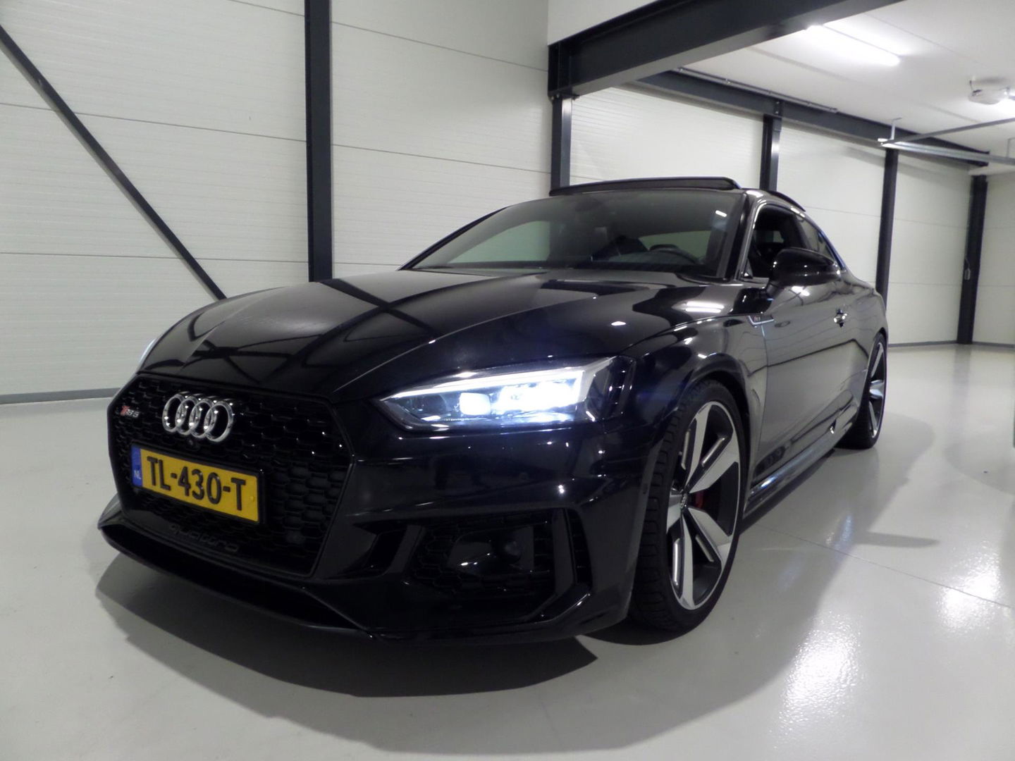 Audi RS5 Coupé 2.9 TFSI Quattro Pano B&O Memory Leder Head-up 360°Camera Massage RS-stoelen Matrix-LED Adaptive-Cruise Lane-assist