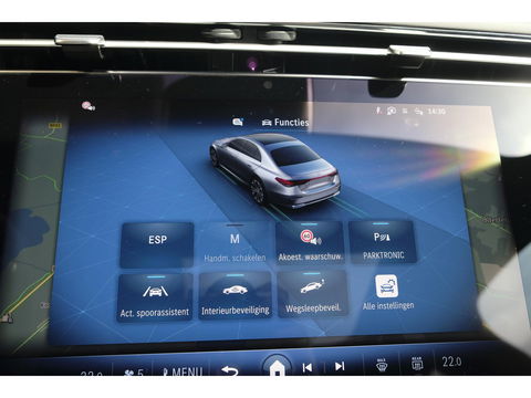 Mercedes-Benz E-Klasse E300e AMG 313pk Hybrid Panoramadak Superscreen Night pakket MBUX Digital light NLauto Keyless 20" LMV
