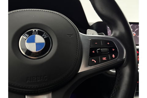 BMW 3-serie 320i 184PK Executive Edition M-sport | Sfeerverlichting | LED | Virtual Cockpit | HuD | Harman/Kardon | Carplay | 18"LMV