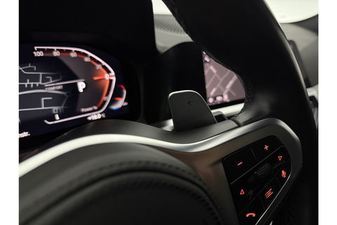 BMW 3-serie 320i 184PK Executive Edition M-sport | Sfeerverlichting | LED | Virtual Cockpit | HuD | Harman/Kardon | Carplay | 18"LMV