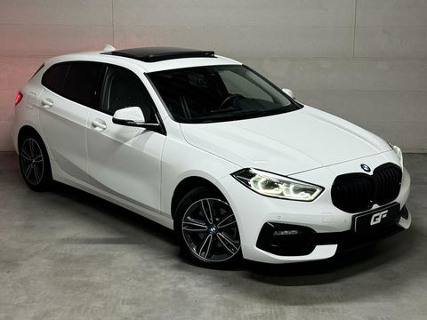 BMW 1 Serie 118i Sport Pano Virtual Carplay Sfeer Cruise NAP