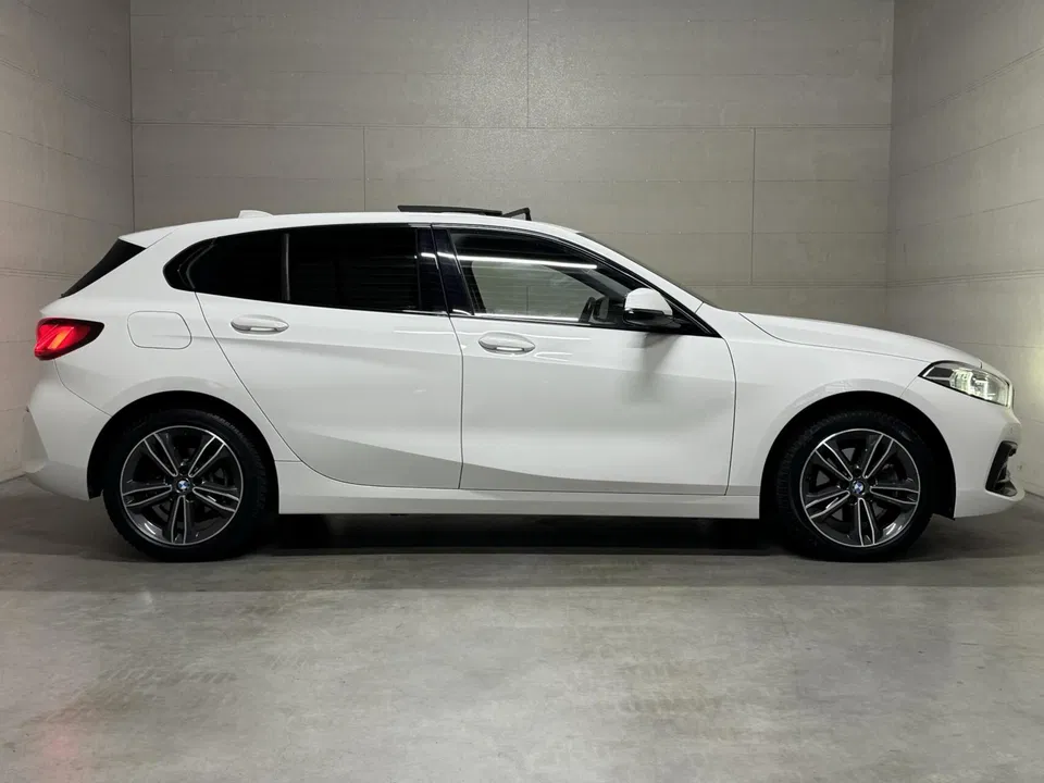 BMW 1 Serie 118i Sport Pano Virtual Carplay Sfeer Cruise NAP