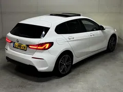 BMW 1 Serie 118i Sport Pano Virtual Carplay Sfeer Cruise NAP