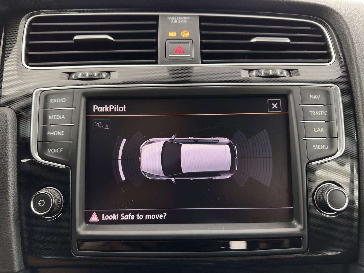 Volkswagen Golf 1.4 TSI GTE *FULL-LED | NAVI-FULLMAP | SPORT-SEATS | ECC | PDC | CRUISE | TOWBAR | 16''ALU*