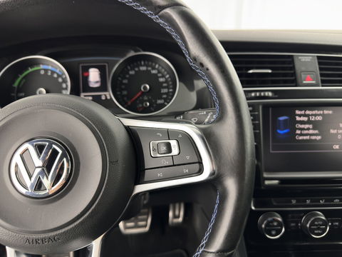 Volkswagen Golf 1.4 TSI GTE *FULL-LED | NAVI-FULLMAP | SPORT-SEATS | ECC | PDC | CRUISE | TOWBAR | 16''ALU*