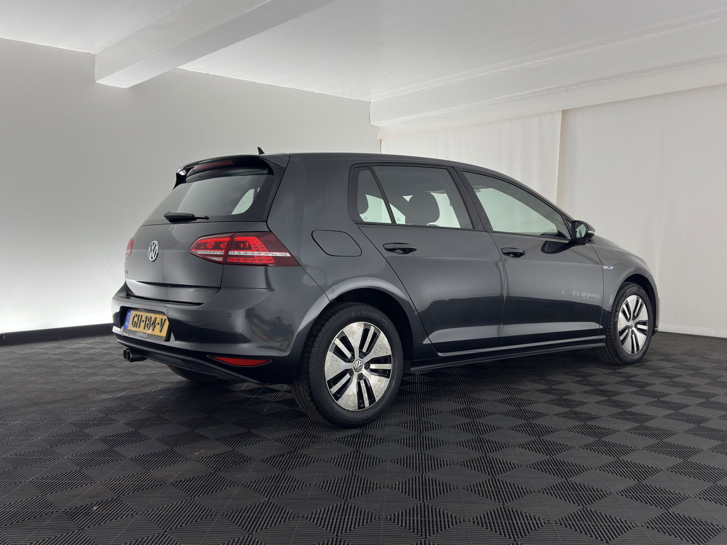 Volkswagen Golf 1.4 TSI GTE *FULL-LED | NAVI-FULLMAP | SPORT-SEATS | ECC | PDC | CRUISE | TOWBAR | 16''ALU*