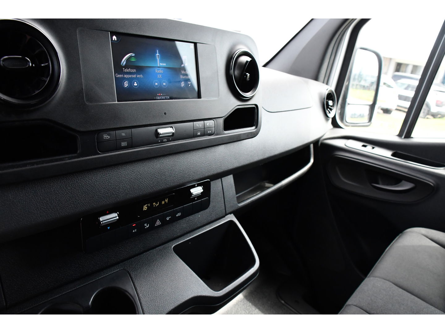 Mercedes-Benz Sprinter 315 1.9 CDI RDW L2H2 PB Edition Cameram, Carplay, Sensoren, Dodehoek, 150PK, Automaat, Multimedia, Uniek!